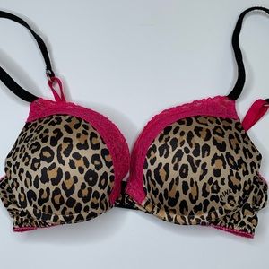 PINK VIctoria's Secret Ultimate Push Up leopard